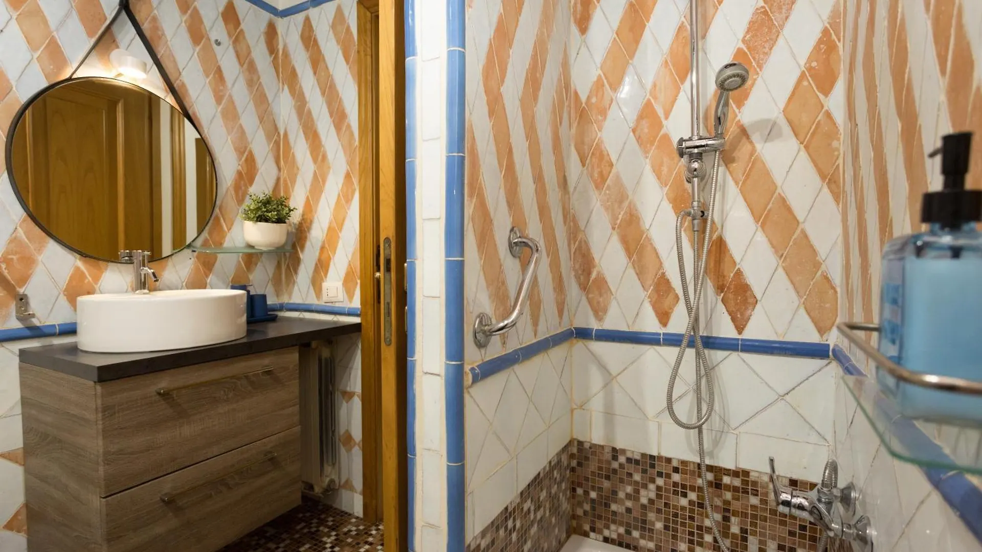 San Peter Borgo 68 Apartment Rome